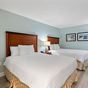 Deluxe One-Bedroom Suite